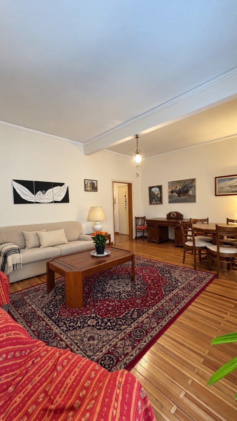 Venta Apartamento Centro 3 Dormitorios, 2 Baños, Terraza