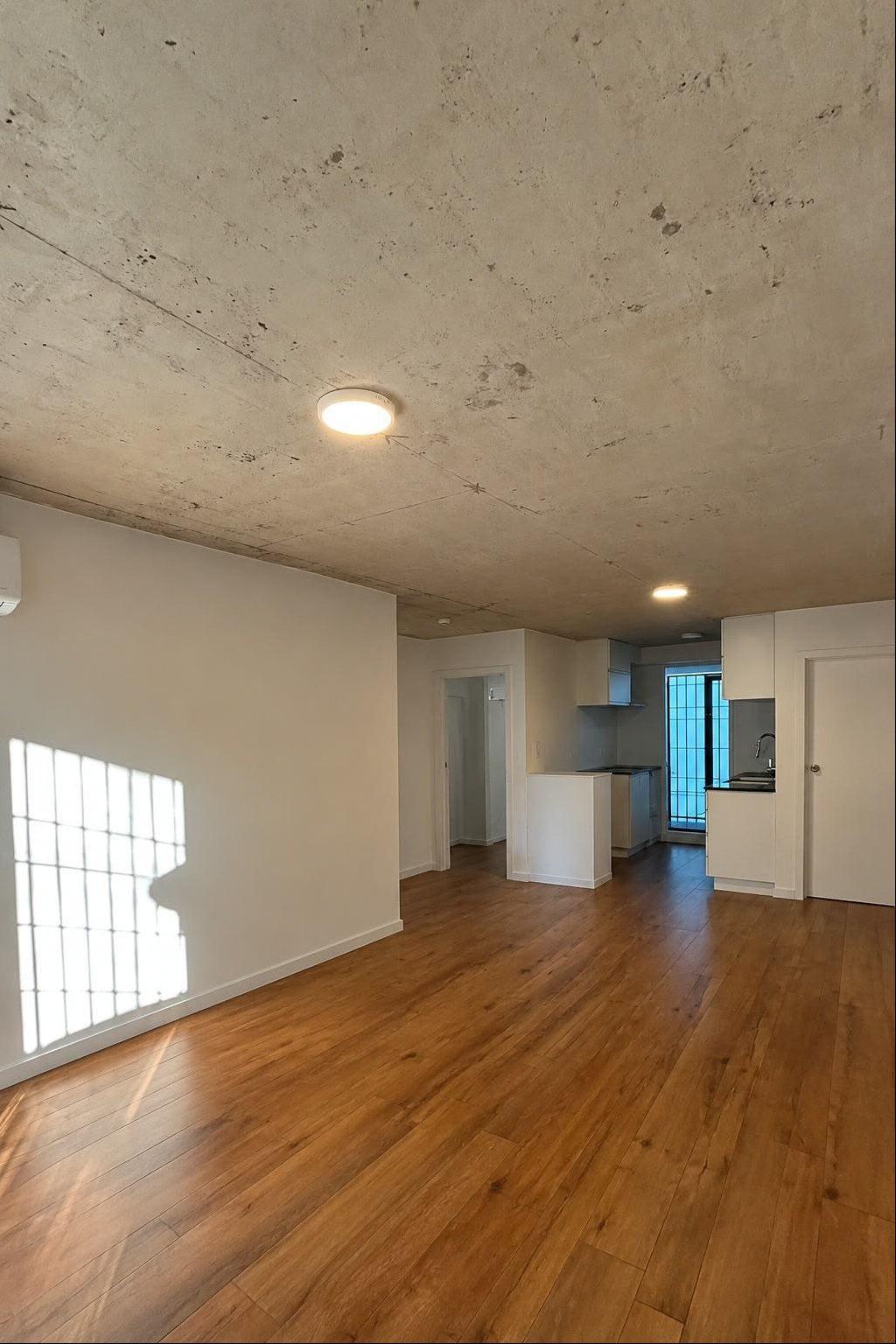 Venta Apartamento Malvin 2 Dormitorios 2 Baños Garaje Doble, Patio